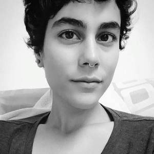 Meet your Posher, Inti